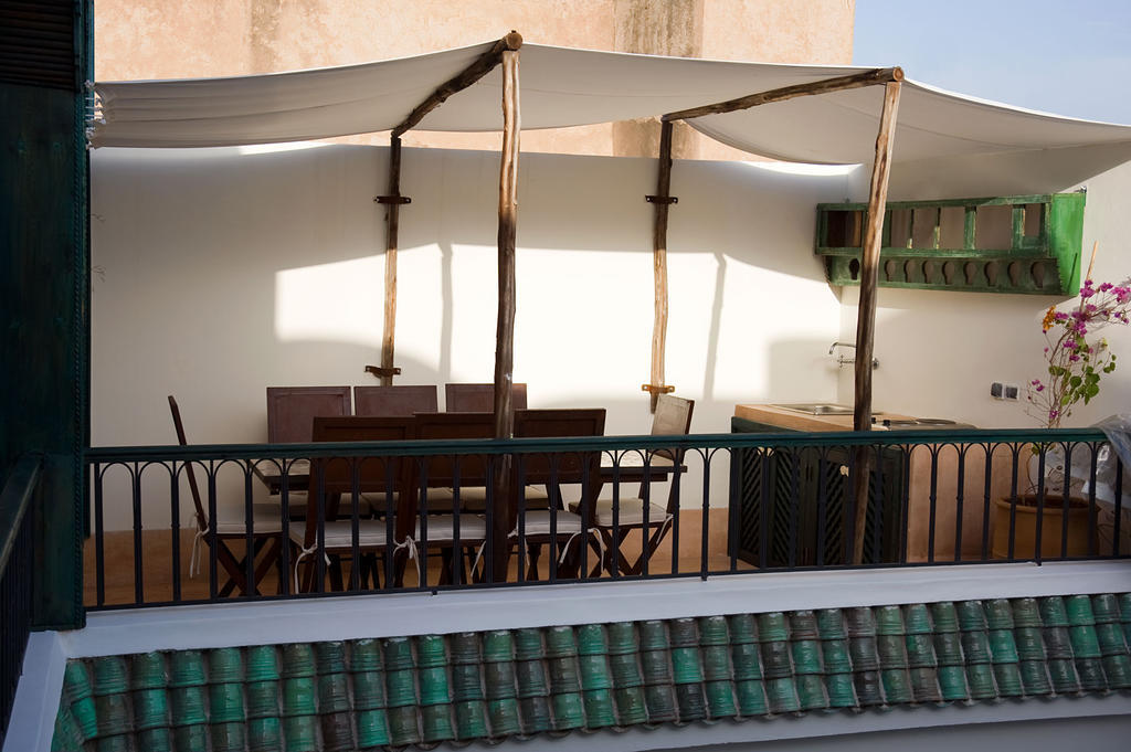 Riad Le J Marrakesh Exteriör bild