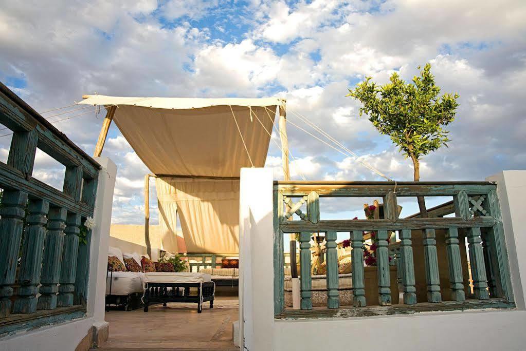 Riad Le J Marrakesh Exteriör bild
